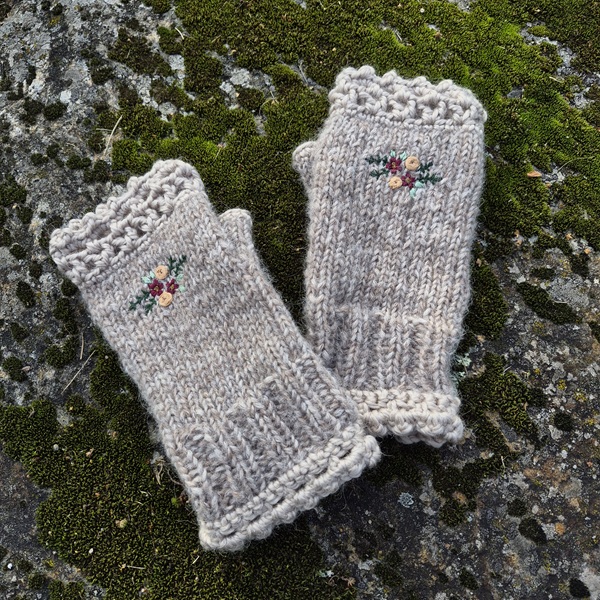 Kämmekkäät Kukka (S/M) - Image 2